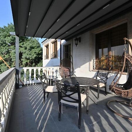 Partez Hotel Ереван Экстерьер фото